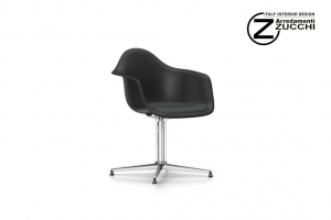 Charles & Ray Eames: Eames Plastic Armchair DAL 0 Zucchi Arredamenti