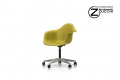 Eames Plastic Armchair PACC 0 Zucchi Arredamenti